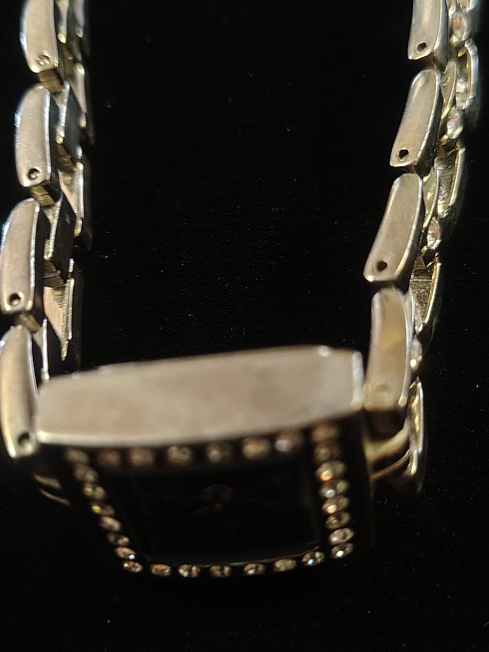 Watch womens - Picture 4 of 4